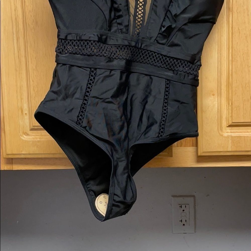 LADIES 1 Piece Swimsuit - Picture 2 of 4